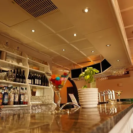 Le Bistrot D'orange 2* Orange (Vaucluse)